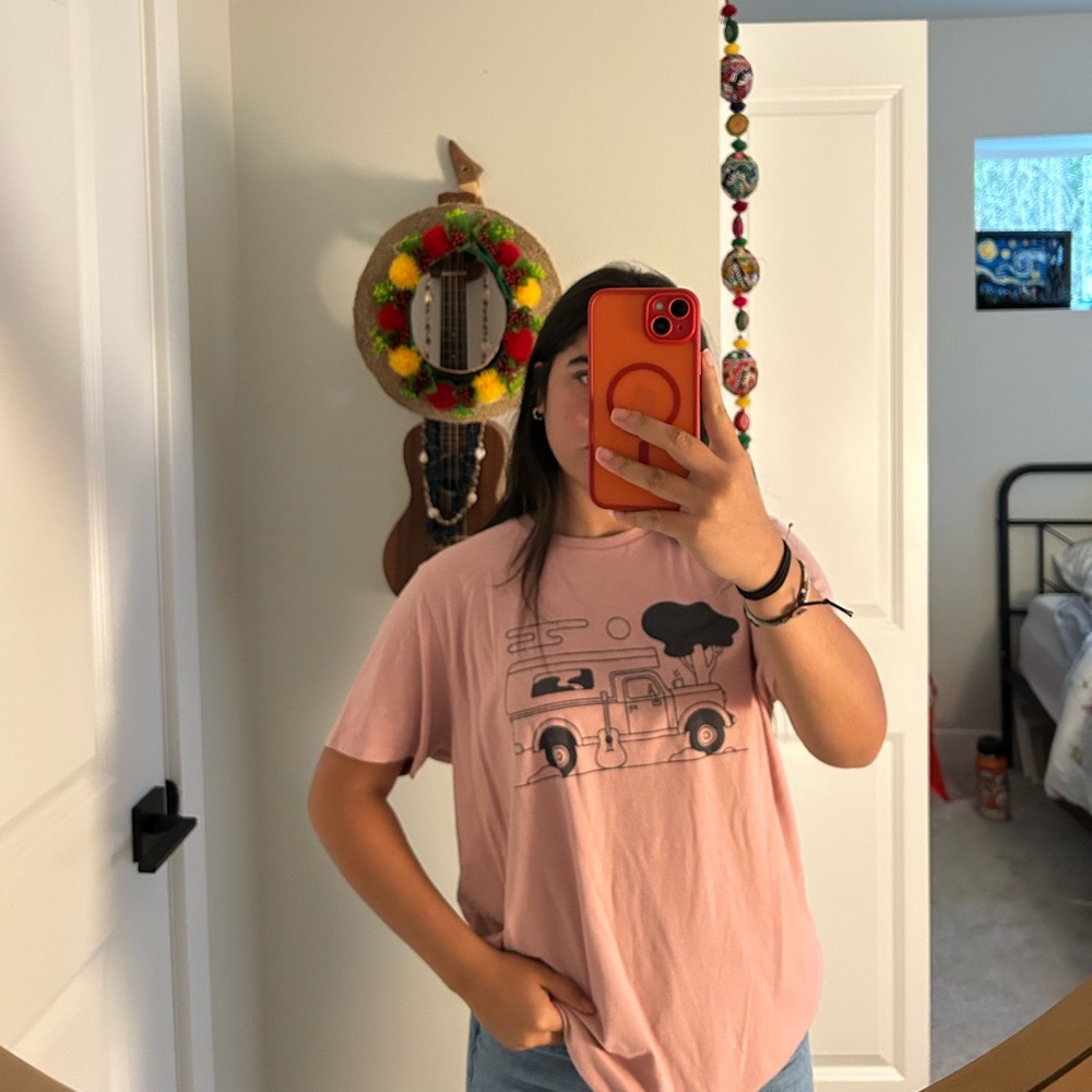 Old Navy Pink Kids T-Shirt with Car Print